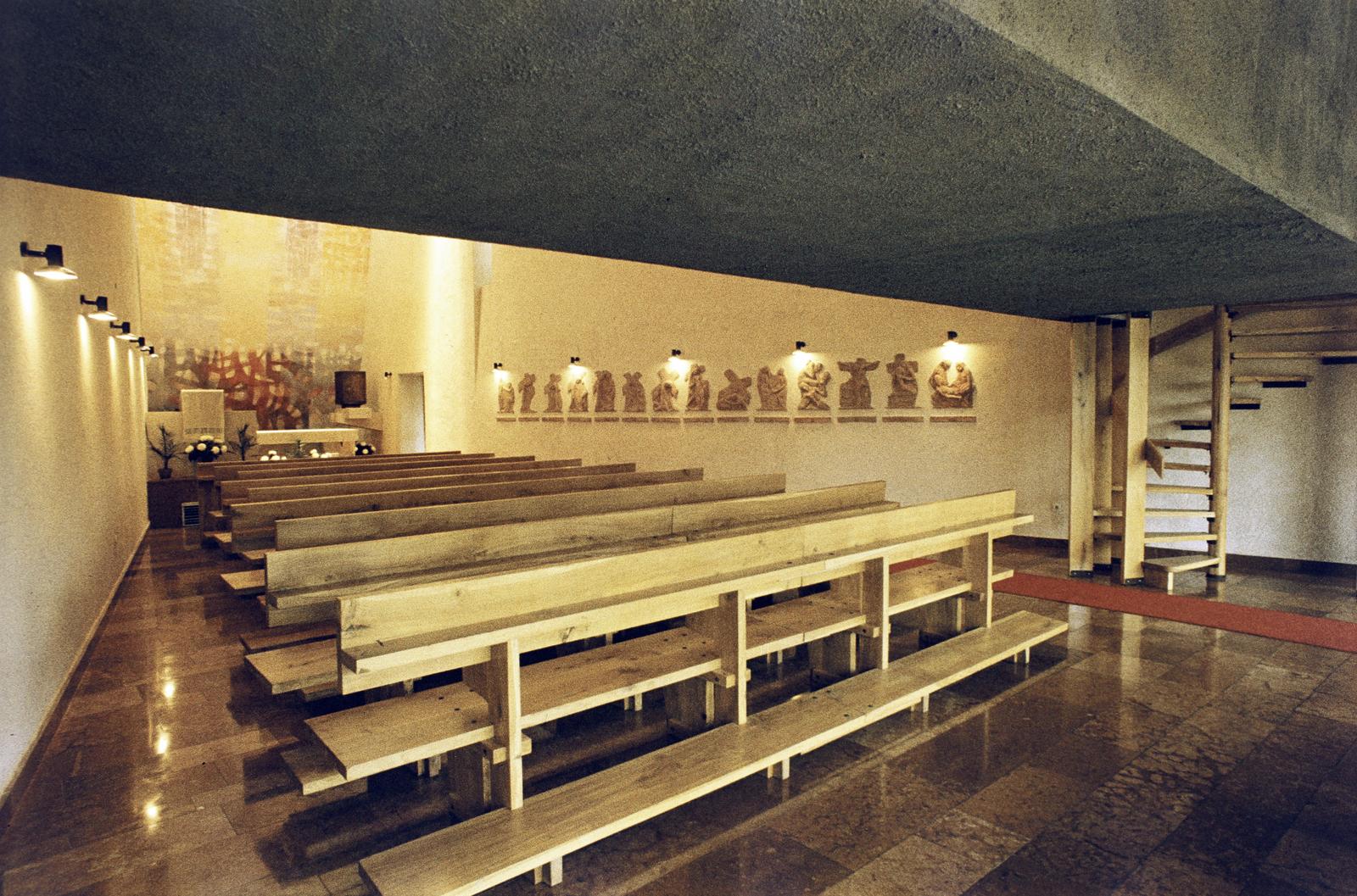 Hungary, Szent Pál-kápolna (tervező Csaba László, 1974.)., 1977, Csaba László örökösei, Best of, church interior, Fortepan #288482