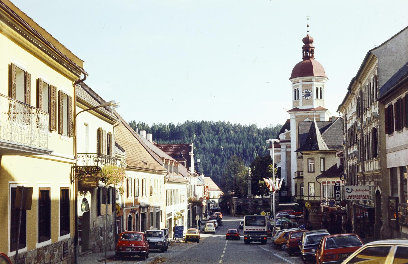 Austria, Hauptplatz, szemben a Péter és Pál-templom., 1981, Csaba László örökösei, Fortepan #288564