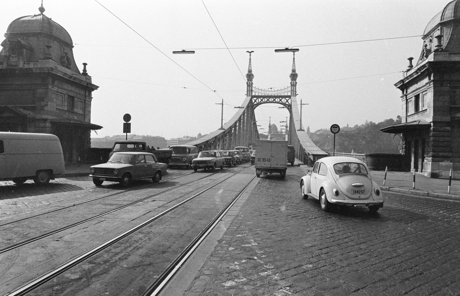 1984, Prohászka Imre, number plate, traffic, Volkswagen-brand, bridge, rails, Fortepan #288863