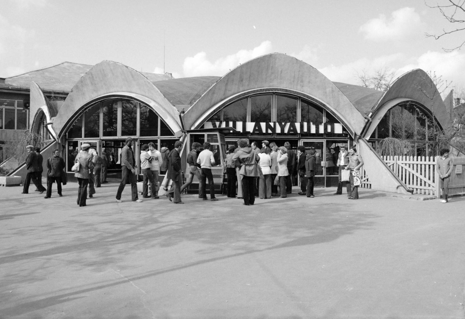1983, Prohászka Imre, amusement park, bumper cars, Fortepan #289124