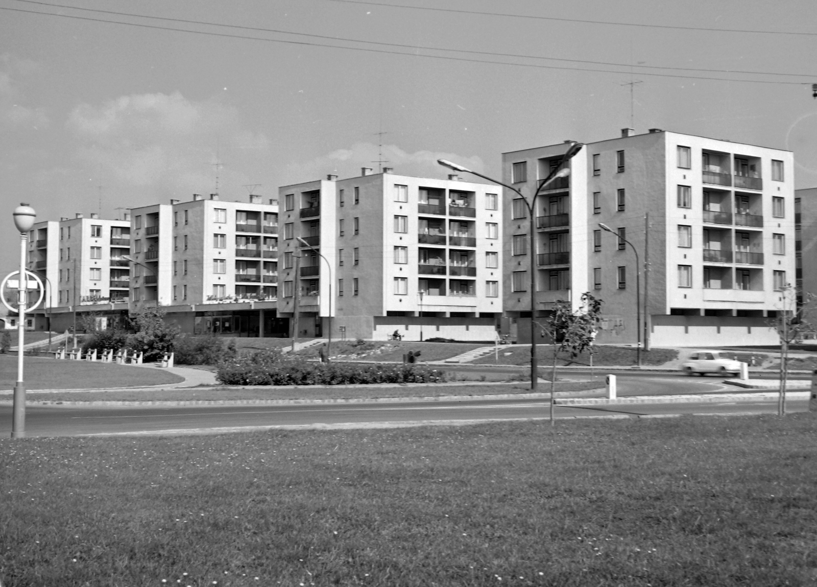 Hungary, Vác, Földváry Károly tér a Diadal tér felől., 1975, Építésügyi Dokumentációs és Információs Központ, VÁTI, Fortepan #28915