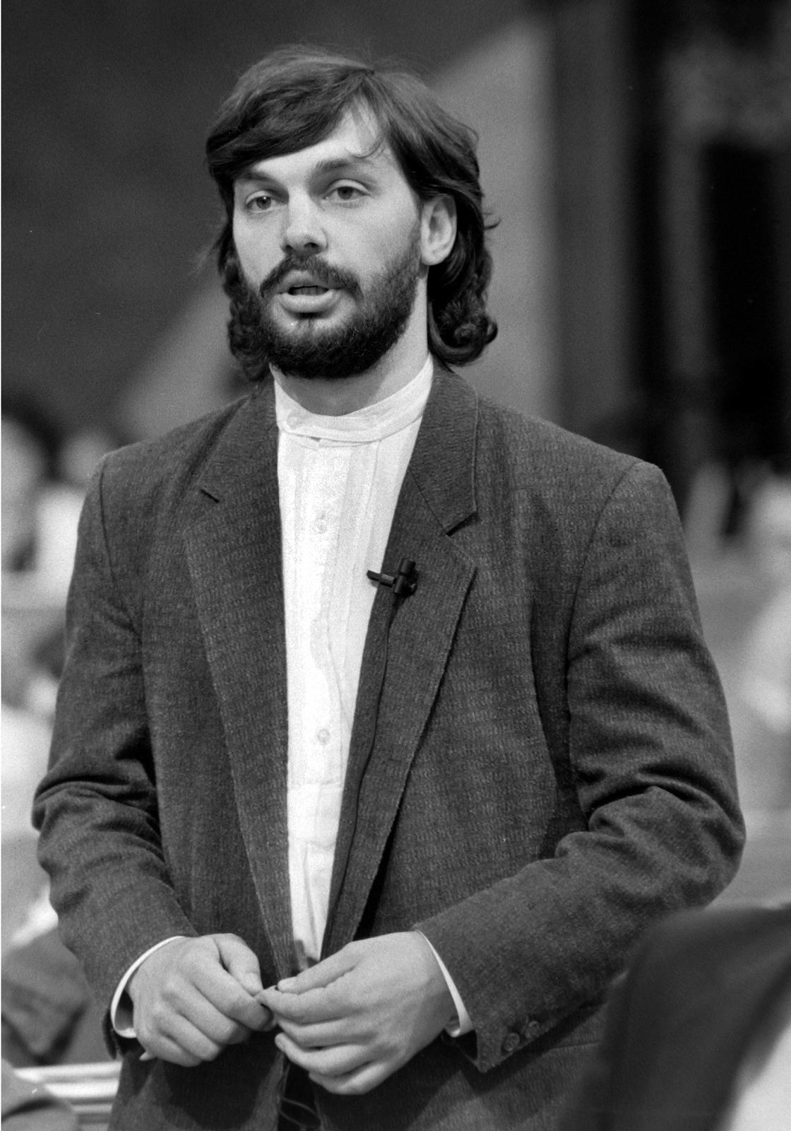 Magyarország, Budapest V., Parlament, az Országgyűlés ülése. Orbán Viktor politikus, országgyűlési képviselő, későbbi miniszterelnök., 1990, Prohászka Imre, Budapest, Fortepan #289316