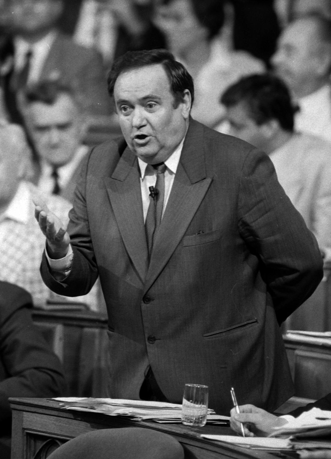Hungary, Budapest V., Parlament, az Országgyűlés ülése. Torgyán József politikus, országgyűlési képviselő., 1990, Prohászka Imre, Budapest, Fortepan #289366