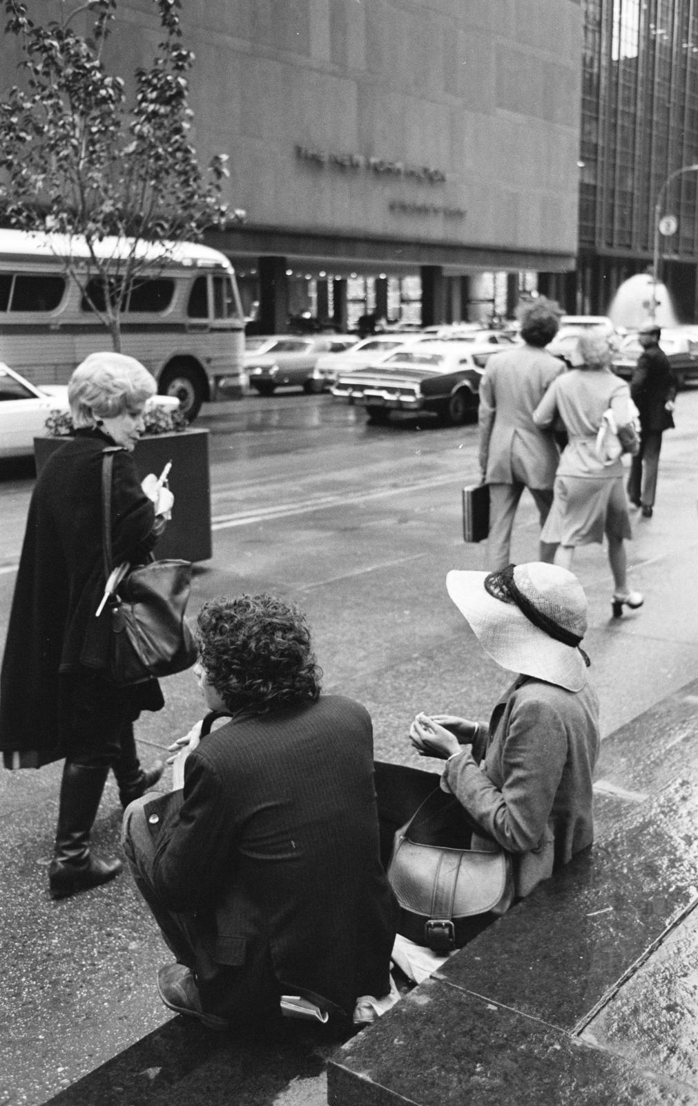 USA, New York, Sixth Avenue / Avenue of the Americas, szemben a New York Hilton Midtown., 1974, Bencseky Mátyás, Fortepan #289501
