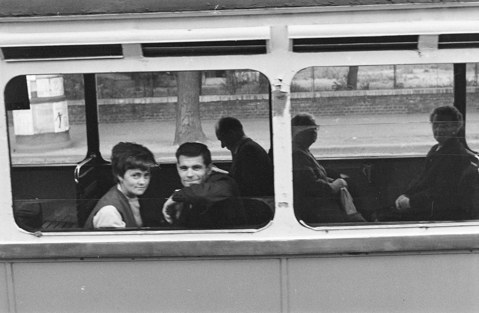 1967, Bencseky Mátyás, leaning out of the window, Best of, tram, Fortepan #289592