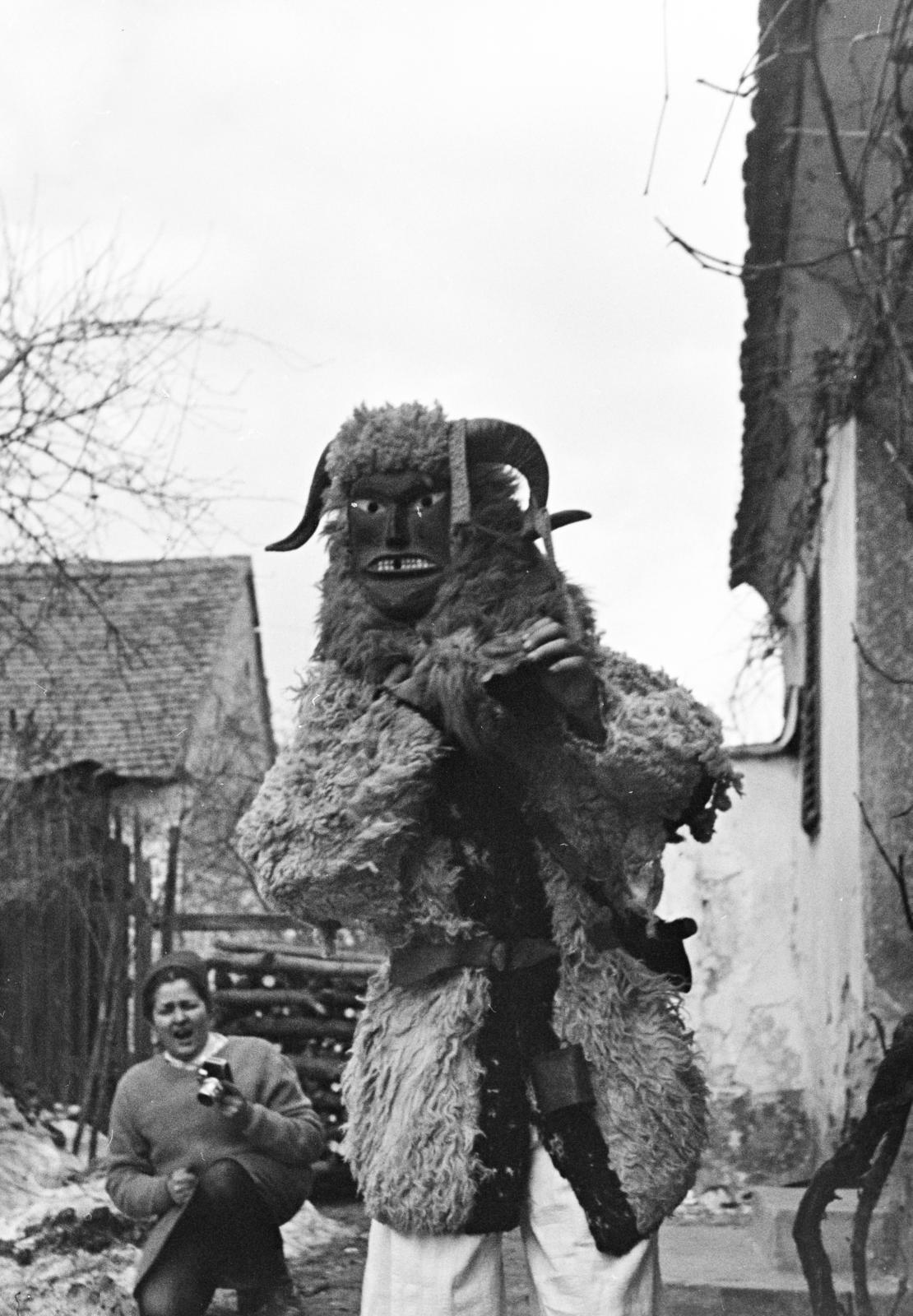 1962, Bencseky Mátyás, Busó-walking, Fortepan #289686