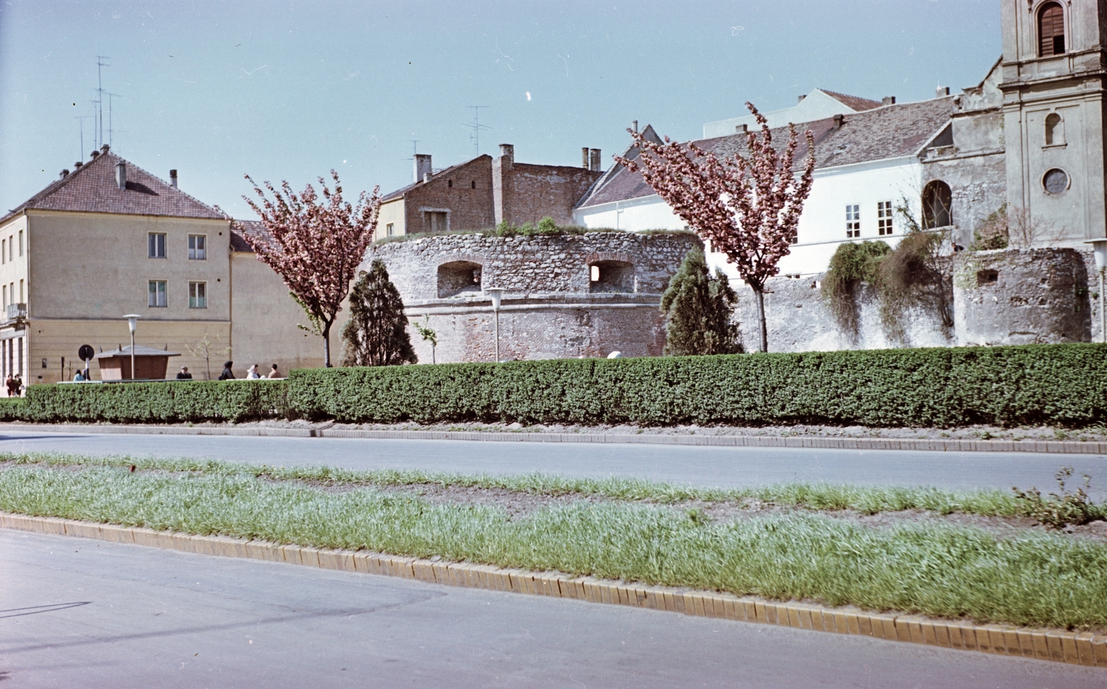 Hungary, Sopron, Várkerület (Lenin körút), Nagy Rondella., 1964, Építésügyi Dokumentációs és Információs Központ, VÁTI, colorful, tower, Fortepan #28980