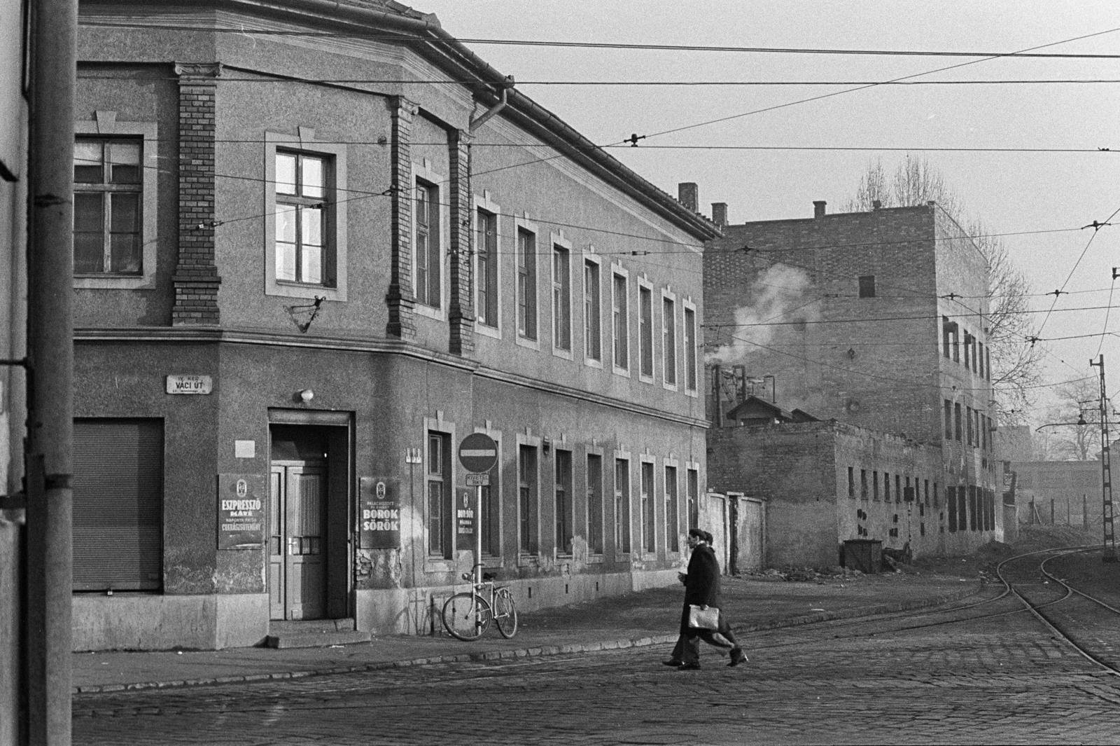 Hungary, Budapest IV., Váci út, jobbra a Zsilip utca., 1969, Bencseky Mátyás, Budapest, Fortepan #289812