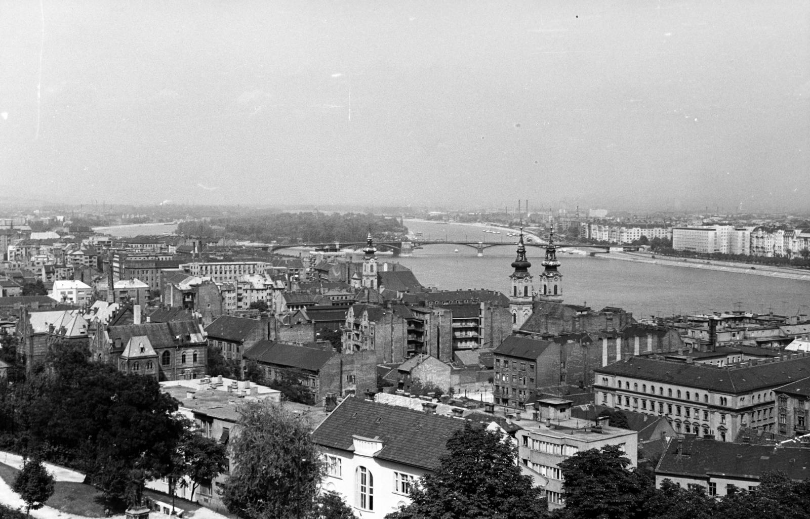 Hungary, Budapest I., kilátás a Halászbástyáról a Margit-sziget felé., 1963, Hegyvidéki Helytörténeti Gyűjtemény, Budapest, Fortepan #290180