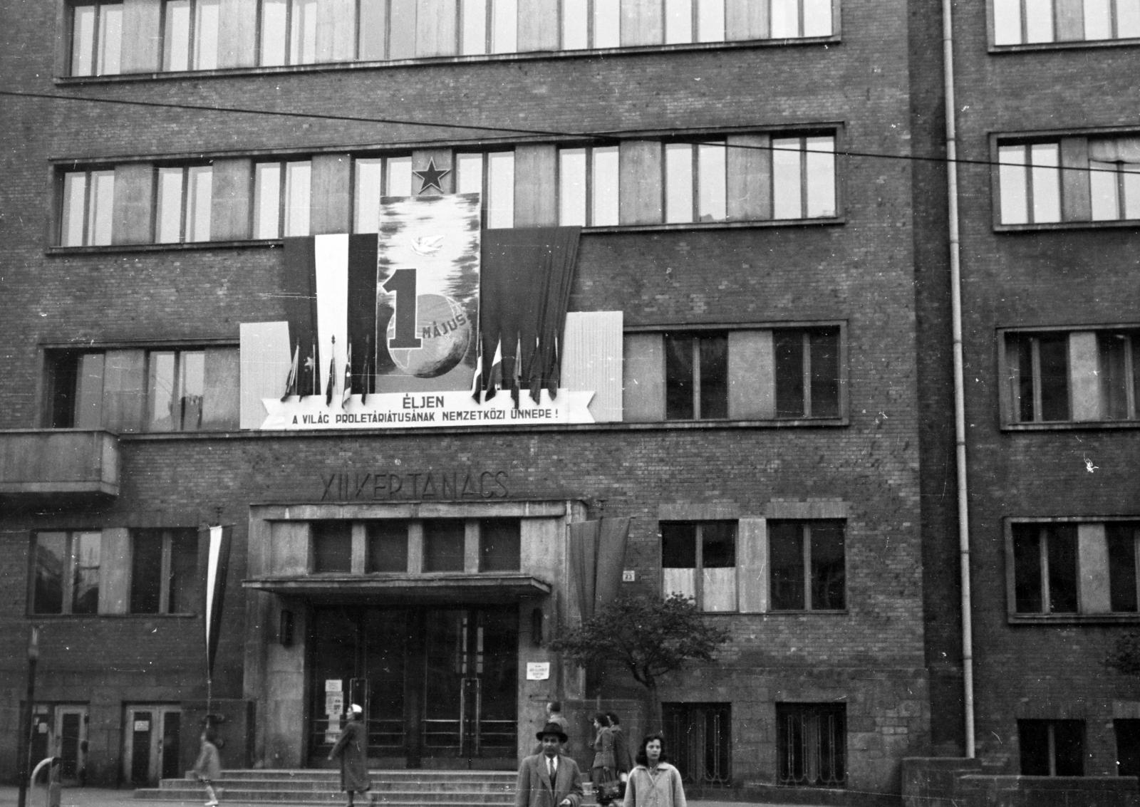 Magyarország, Budapest XII., Böszörményi út, a kerületi Tanács (később Polgármesteri Hivatal) épülete., 1960, Hegyvidéki Helytörténeti Gyűjtemény, Budapest, Fortepan #290240