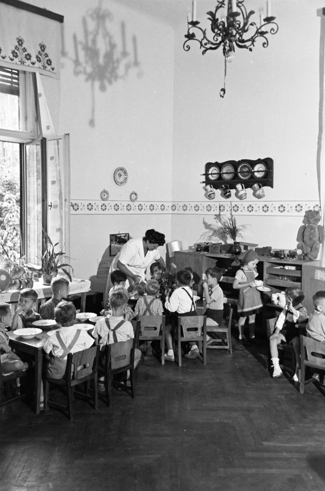 1961, Hegyvidéki Helytörténeti Gyűjtemény, Fortepan #290271