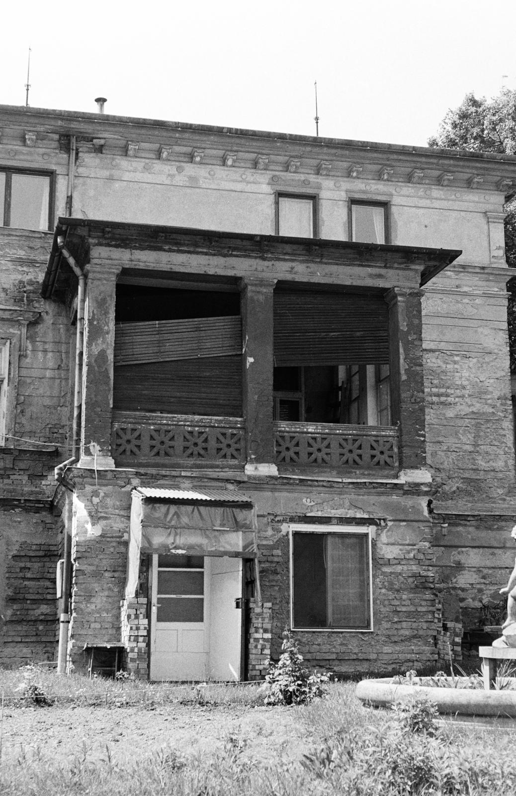 Hungary, Budapest XII., a Szépkilátás út 2. szám alatti villa., 1966, Hegyvidéki Helytörténeti Gyűjtemény, Budapest, Fortepan #290615