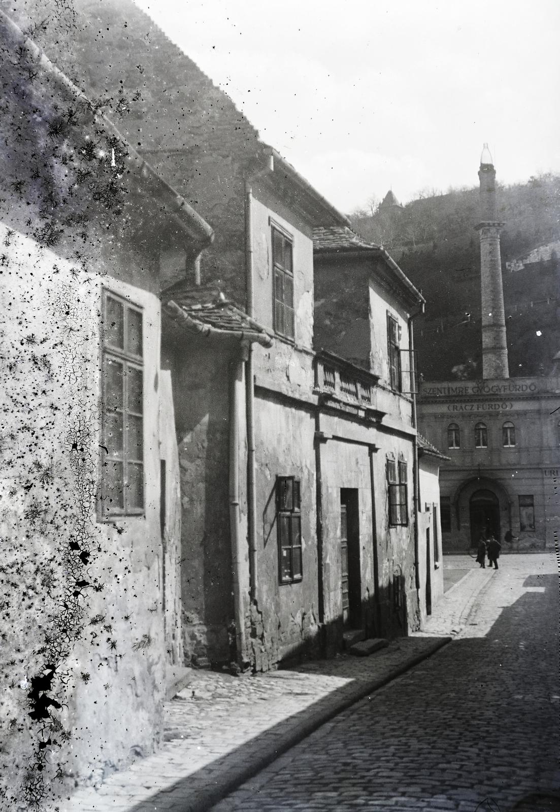 Magyarország, Tabán, Budapest I., Virág Benedek utca, szemben a Rác fürdő., 1909, Hodosi Róbert, utcakép, Budapest, Fortepan #291128