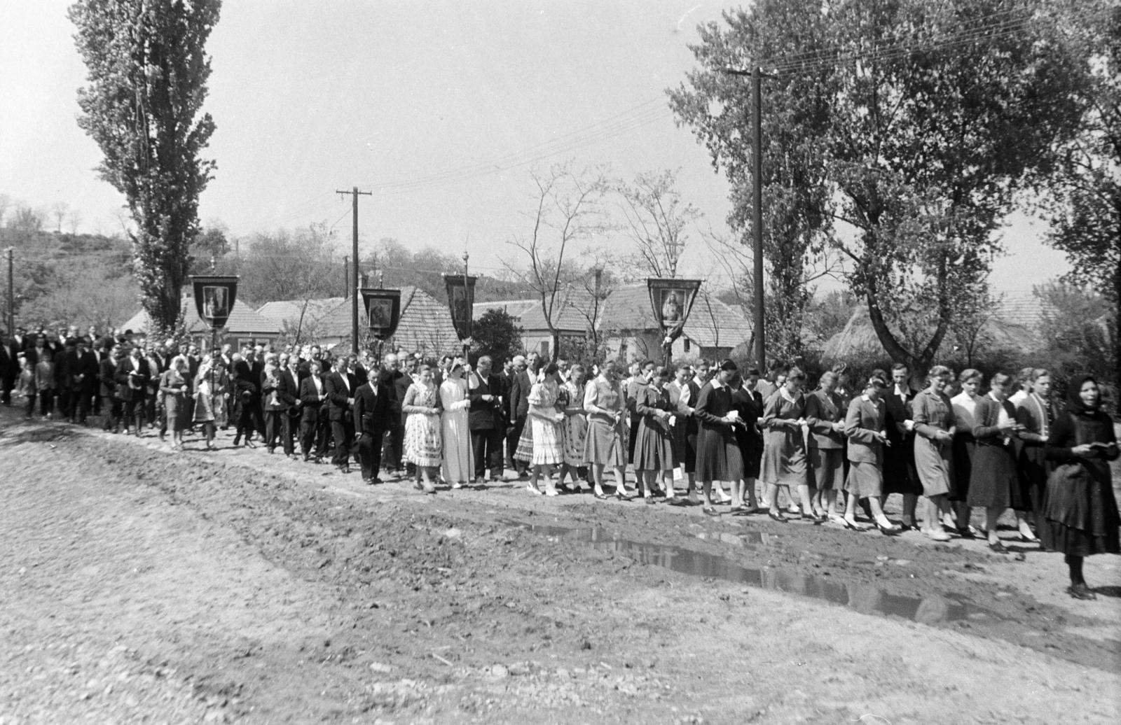 1968, Kovács Gyöngyi, zarándoklat, Fortepan #291490