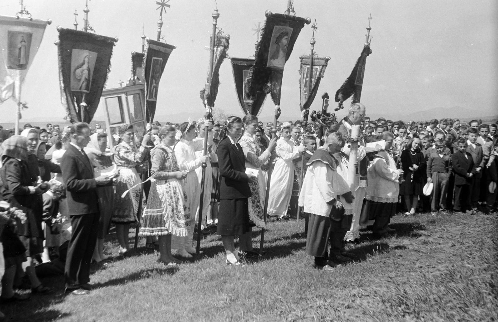 1968, Kovács Gyöngyi, zarándoklat, Fortepan #291499