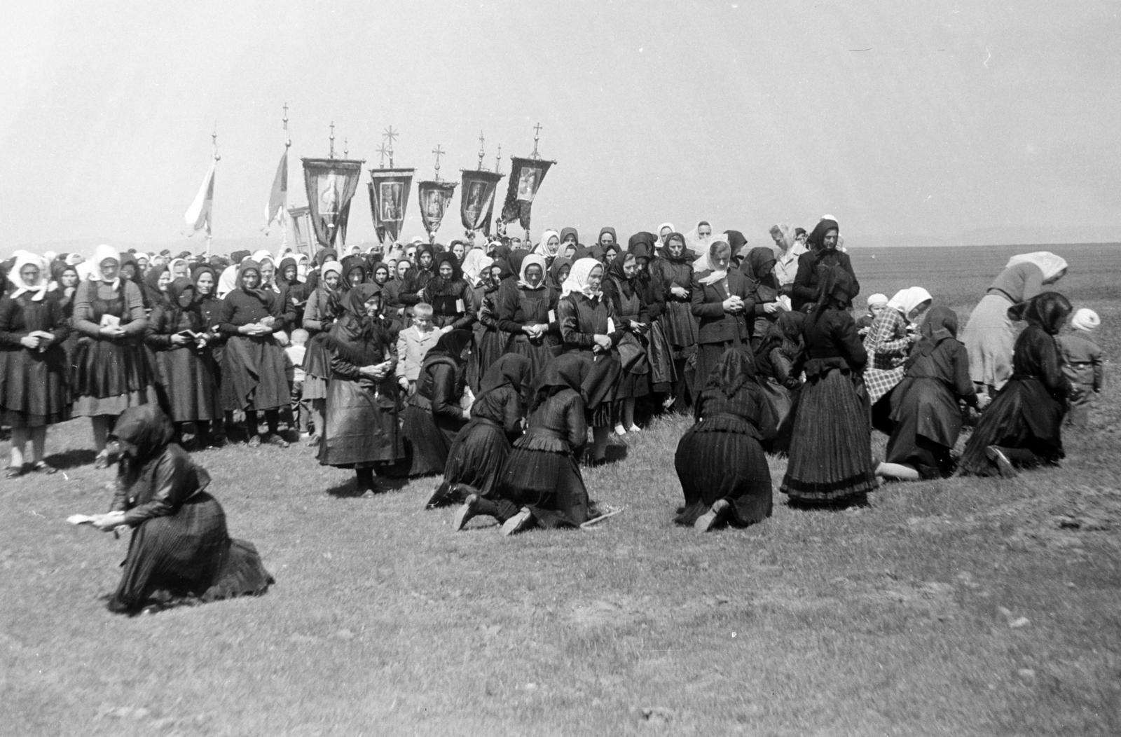 1968, Kovács Gyöngyi, pilgrimage, Fortepan #291500