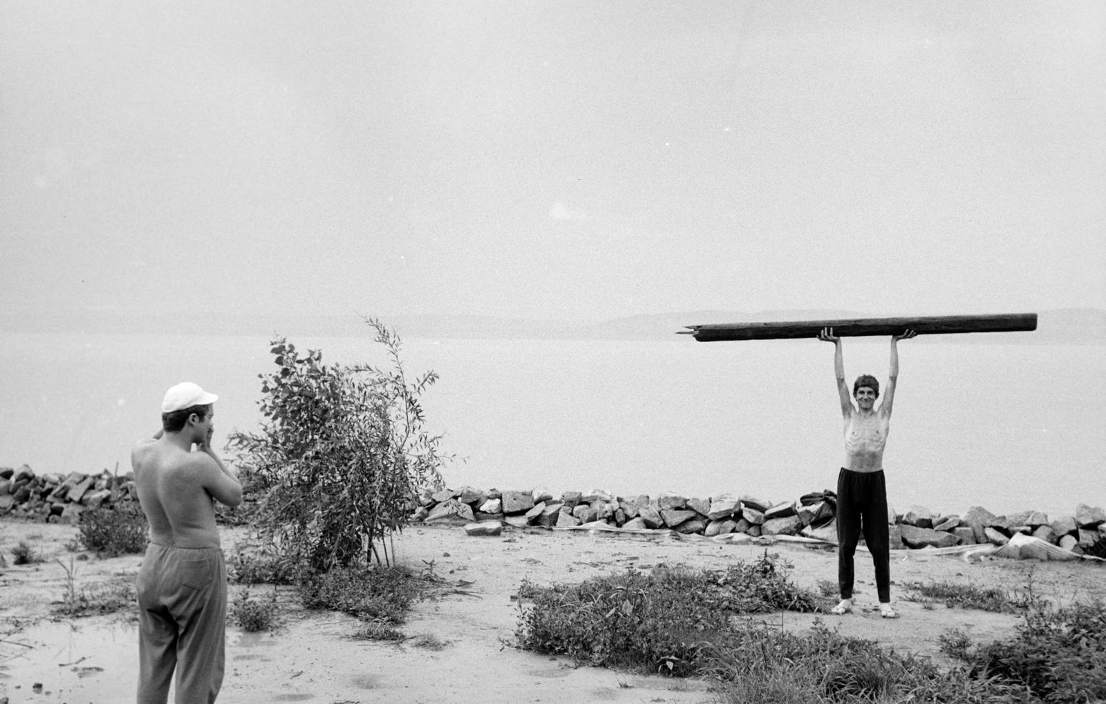 Hungary, Balatonakali, 1973, Karácsony Iván, Best of, Lake Balaton, beach, Fortepan #291590