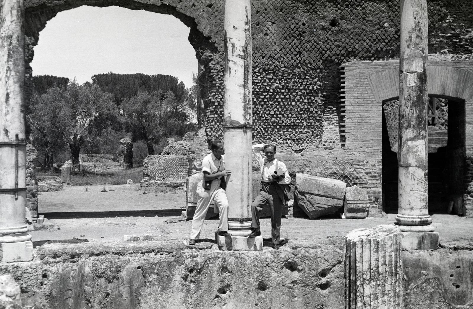 Olaszország, Tivoli, Hadrianus villa / Villa Adriana, Teatro Marittimo., 1930, Nagy Emese, Fortepan #291679