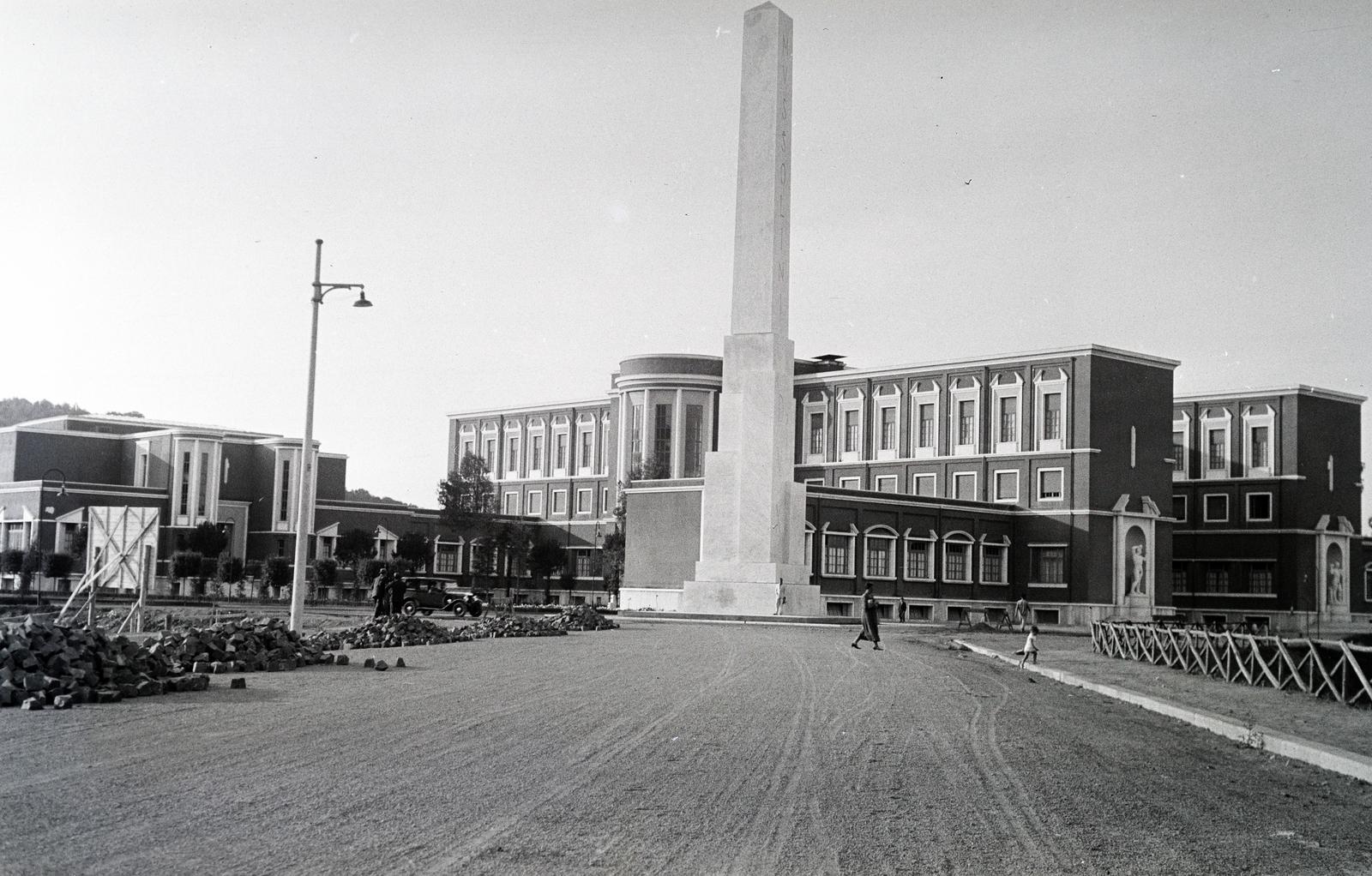 1930, Nagy Emese, obeliszk, Fortepan #291687