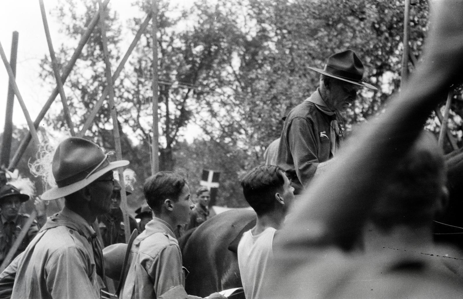 Magyarország, Gödöllő, 4. Nemzetközi Cserkész Világtalálkozó (Jamboree). Robert Baden-Powell a világ főcserkésze., 1933, Nagy Emese, Fortepan #291740