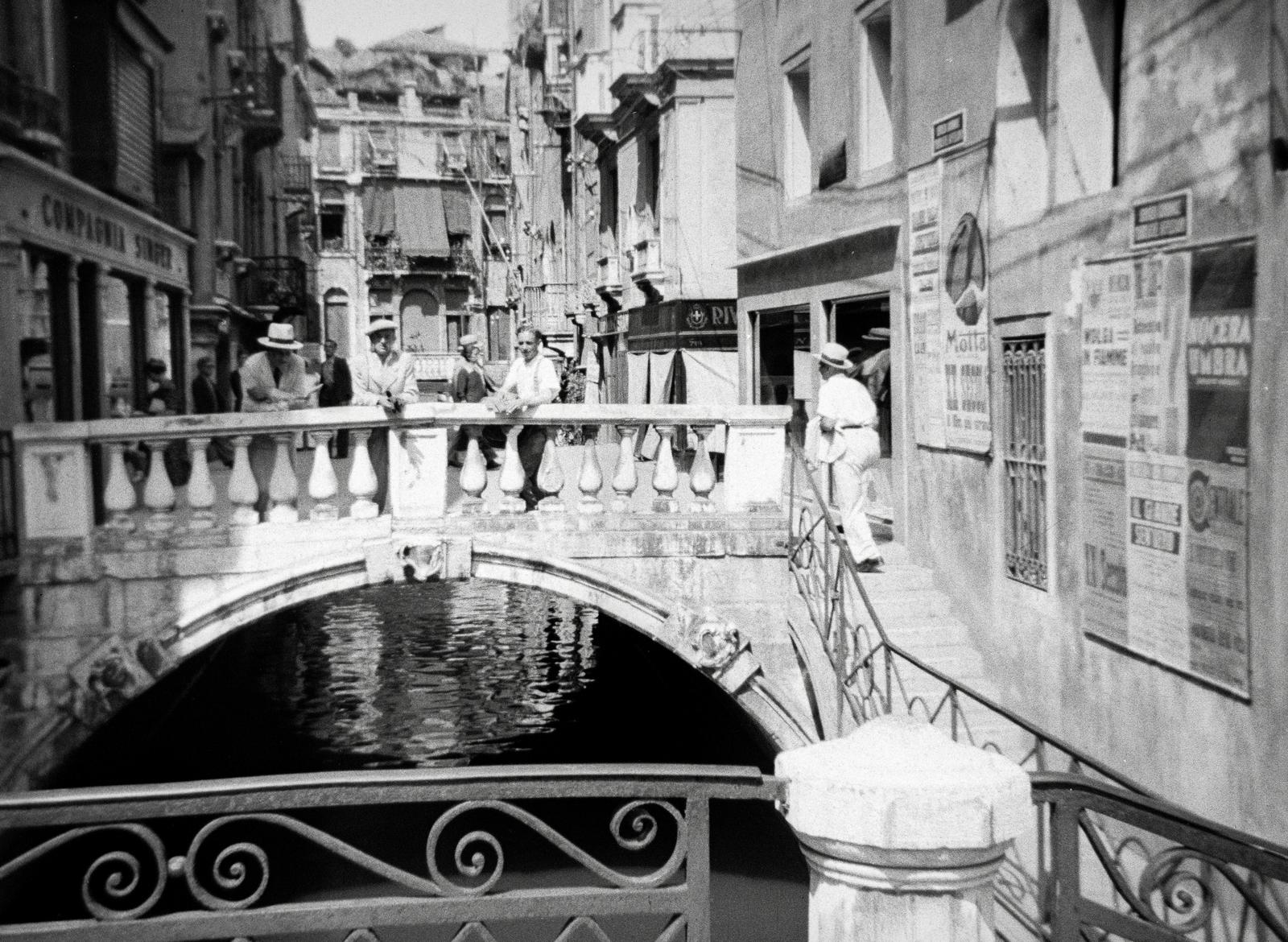 Italy, Venice, Ponte dei Baretteri, Ponte dei Pignoli, szemben a Rio dei Barrateri (Bareteri)., 1935, Nagy Emese, Fortepan #291880