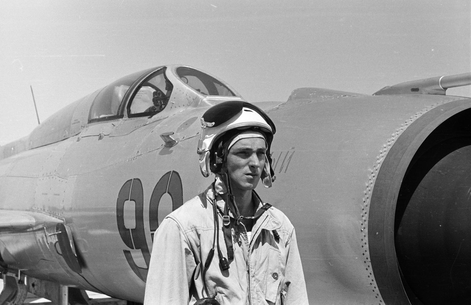 1968, Dusik, pilóta, lajstromjel, Mikojan-Gurjevics MiG-21, repülőgép, Fortepan #292114