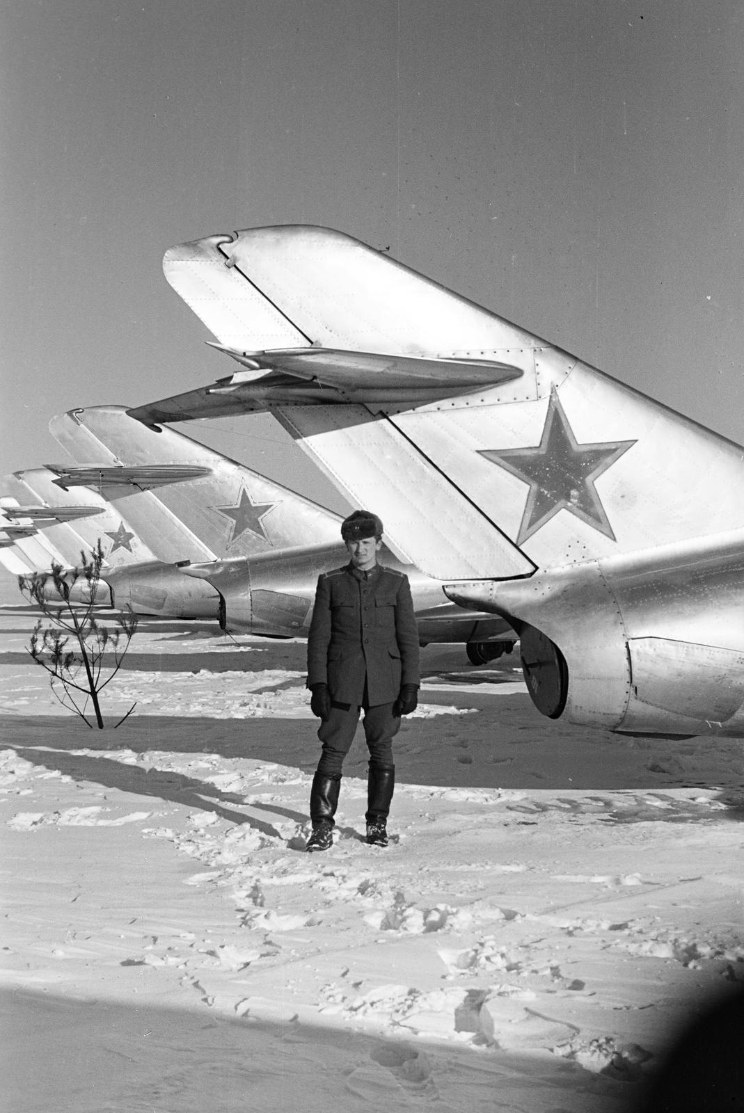 1963, Dusik, airplane, Red Star, Fortepan #292175