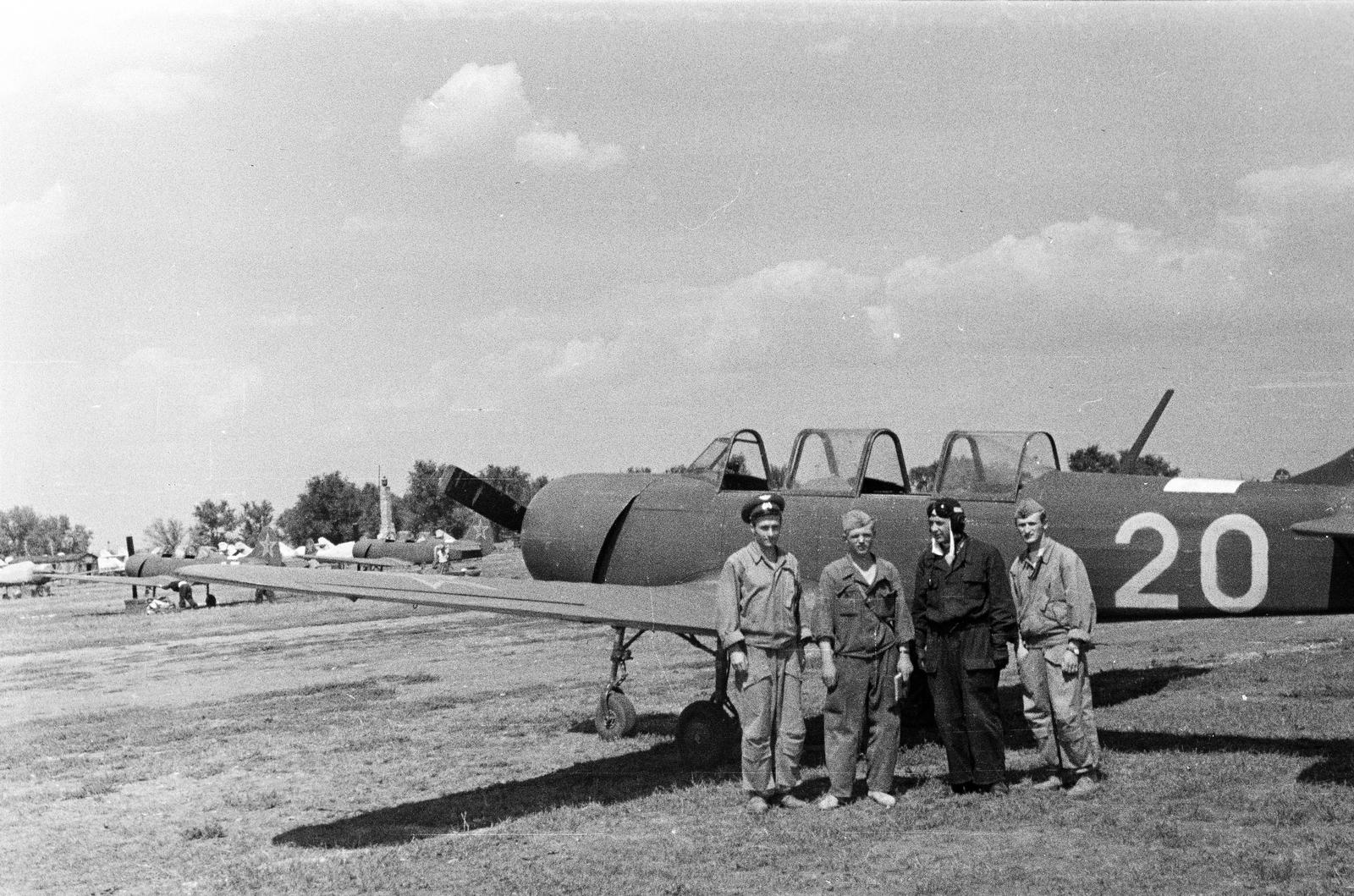 1962, Dusik, pilóta, repülőgép, Jakovlev-márka, Jakovlev Jak-52, Fortepan #292218