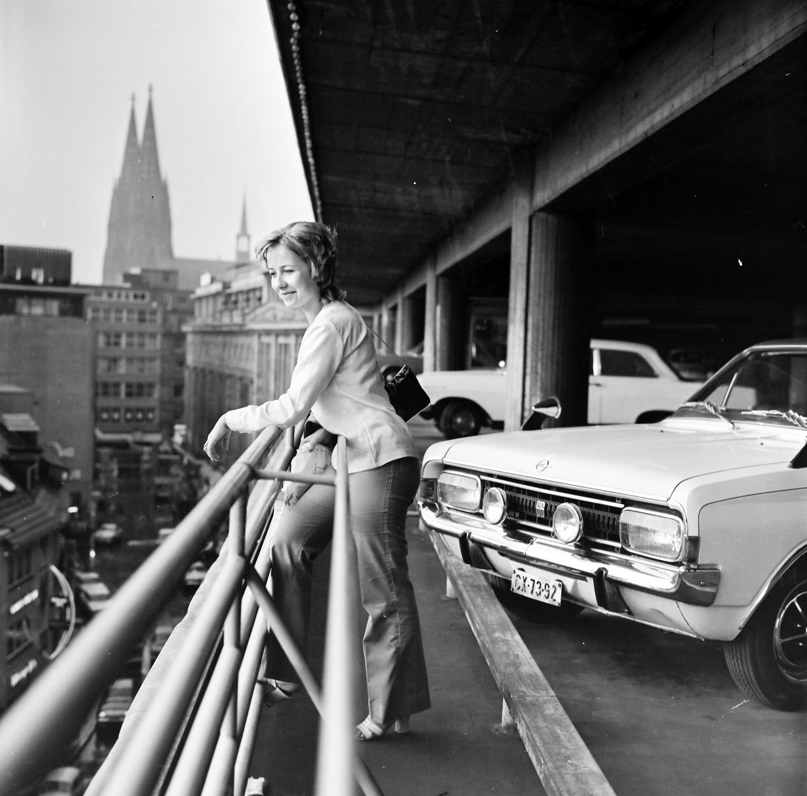 1974, Gyurkó Zsolt, Koslik Rudolf, Opel Commodore, rendszám, Fortepan #292285