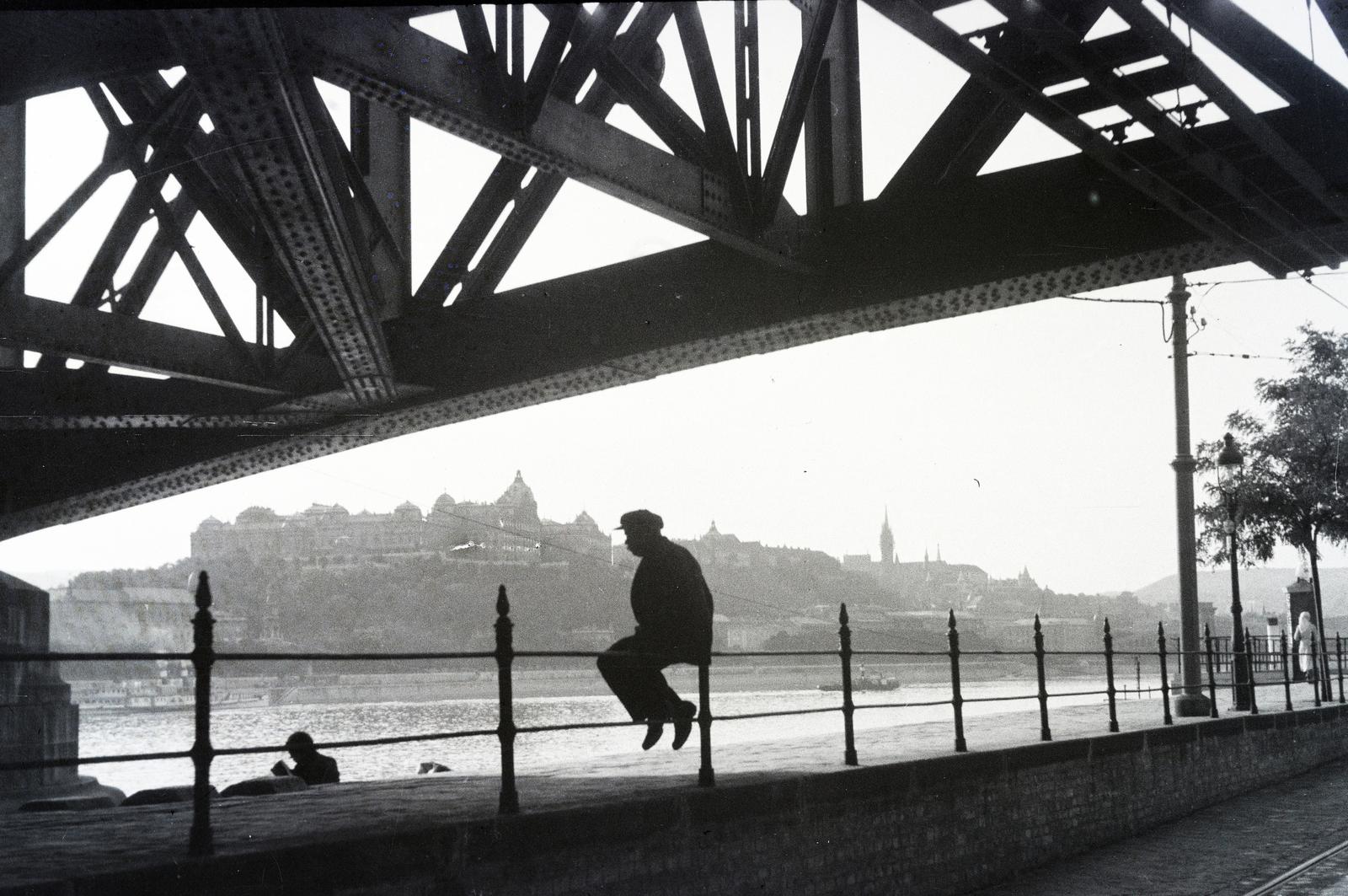 1936, Inkey Tibor, Best of, híd, korláton ülni, Fortepan #292408