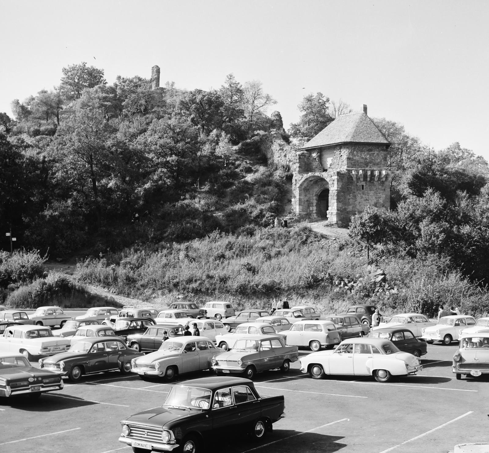 1964, Inkey Tibor, citadel, car park, Fortepan #292567