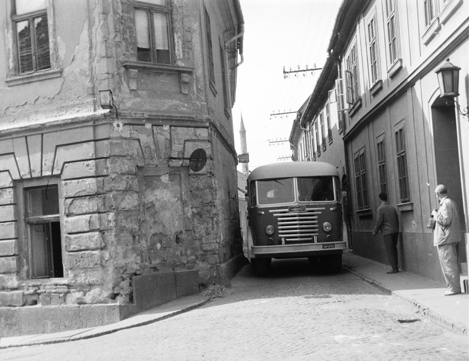 1966, Kenderessy Tibor, number plate, bus, Ikarus-brand, cornerhouse, damaged building, Fortepan #293074
