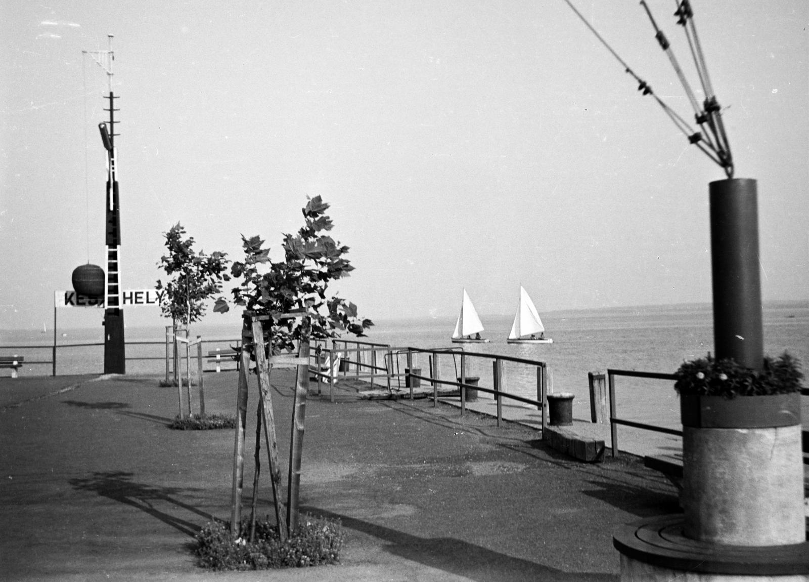 Hungary,Lake Balaton, Keszthely, hajókikötő., 1963, Kenderessy Tibor, Fortepan #293144