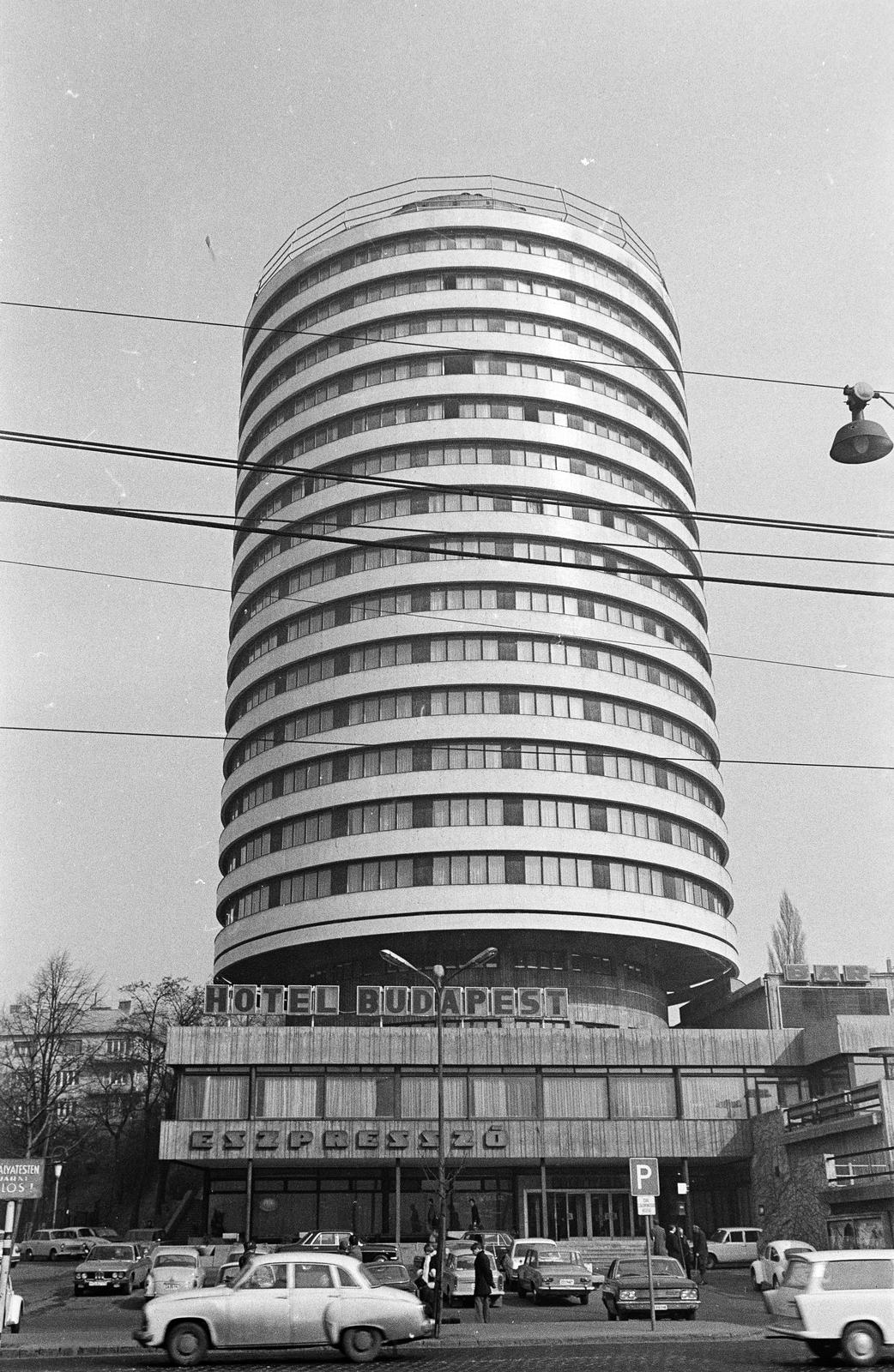 Hungary, Budapest II., Szilágyi Erzsébet fasor, Budapest körszálló., 1979, Mezei Attila, Budapest, Fortepan #293269