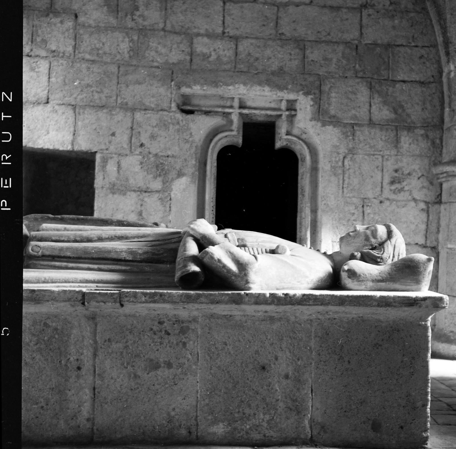 Ausztria, Kremsmünster, Stiftskirche, III. Tasziló bajor herceg fia, Gunther síremléke., 1936, Akácos Sándor, Fortepan #293605