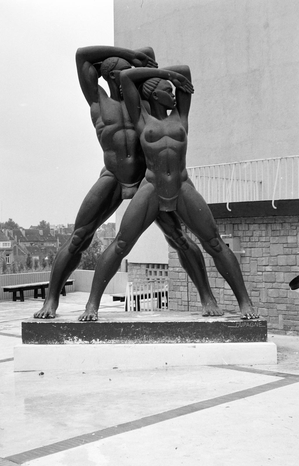 Belgium, Bruxelles, Világkiállítás (EXPO 58), Arthur Dupagne szobrászművész alkotása, Le couple bantou (Bantu pár)., 1958, Fortepan/Album089, Fortepan #293712