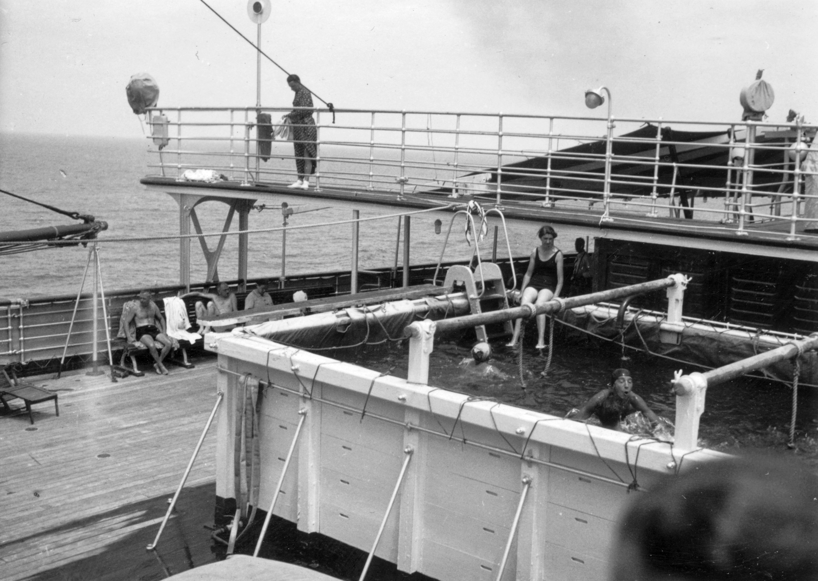 Augustus olasz óceánjáró., 1935, Szávoszt-Vass Dániel, pool, ship, cruise ship, Fortepan #29375