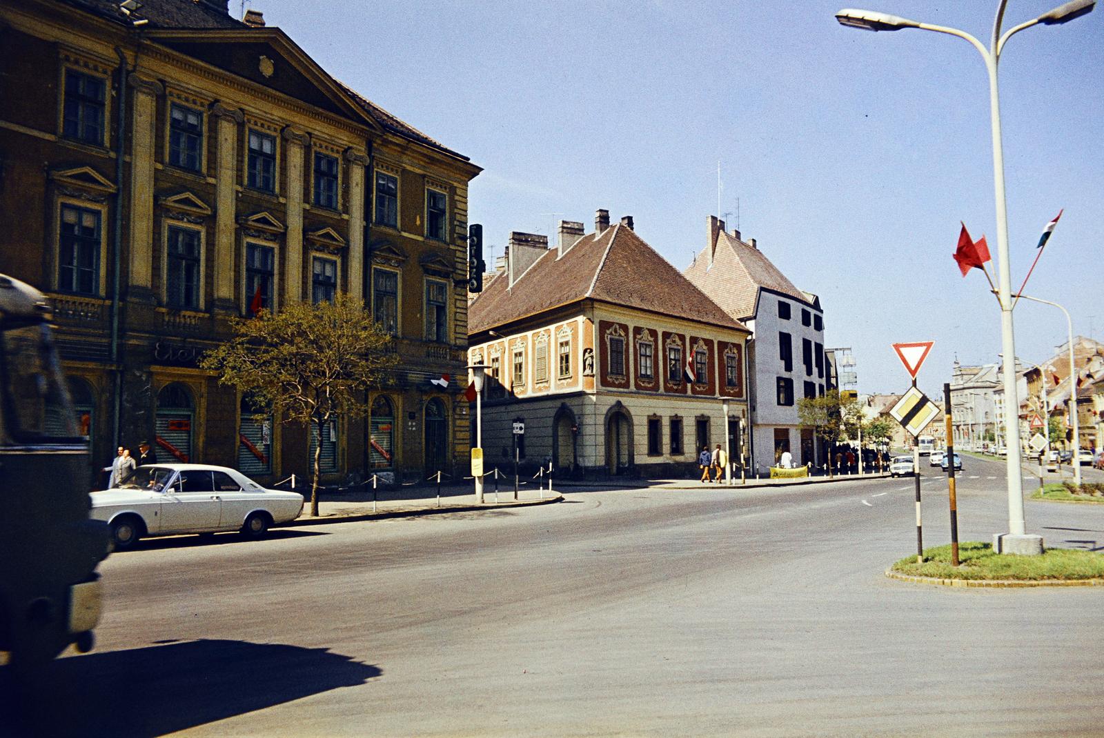 Magyarország, Sopron, Várkerület (Lenin körút), balra a Hátsókapu torkolata., 1974, Benedek Tamás, Fortepan #293857