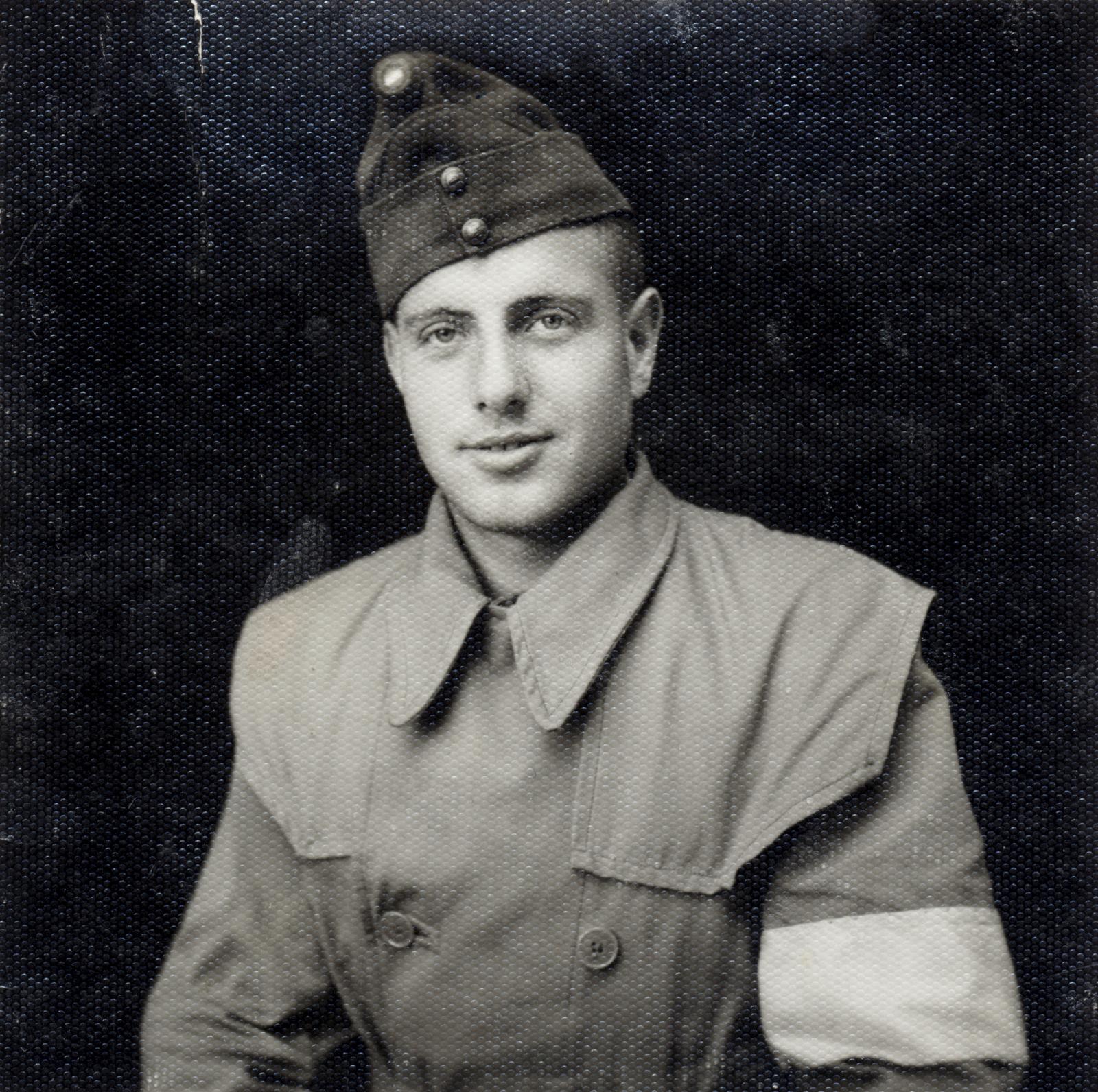 1943, Harangozó Ádám, armband, Fortepan #294023