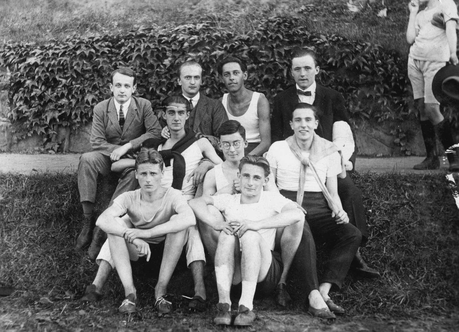 1930, Szávoszt-Vass Dániel, csoportkép, férfiak, repkény, sportoló, ölbe tett kéz, Fortepan #29405