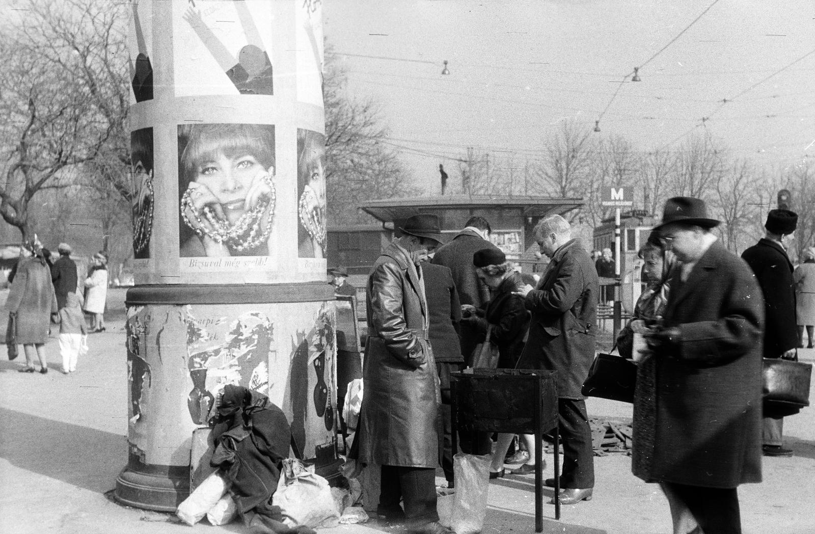 Hungary, Budapest XI.,Budapest XII., az 59-es villamos-végállomása, a felvétel a Farkasréti temető felső bejáratánál a mai Márton Áron téren készült., 1963, Fortepan/Album091, Budapest, Fortepan #294052