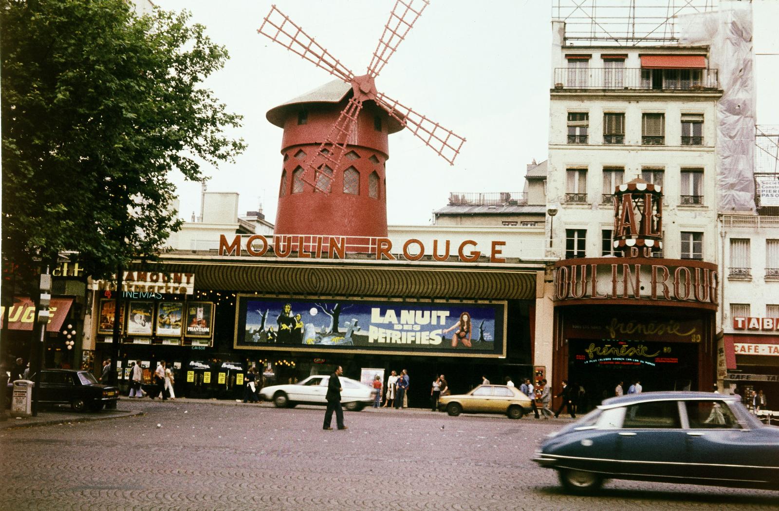 France, Paris, Boulevard de Clichy, Moulin Rouge mulató., 1983, Kristek Pál, Fortepan #294179