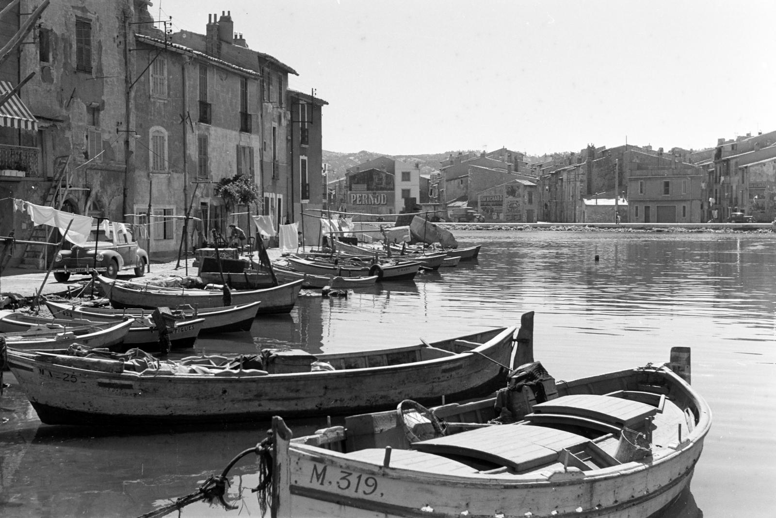 France, Martigues, Galiffet csatorna, a Quai Brescon felől a Quai Alsace Lorraine felé nézve, 1958, Varga Péter, Fortepan #294354