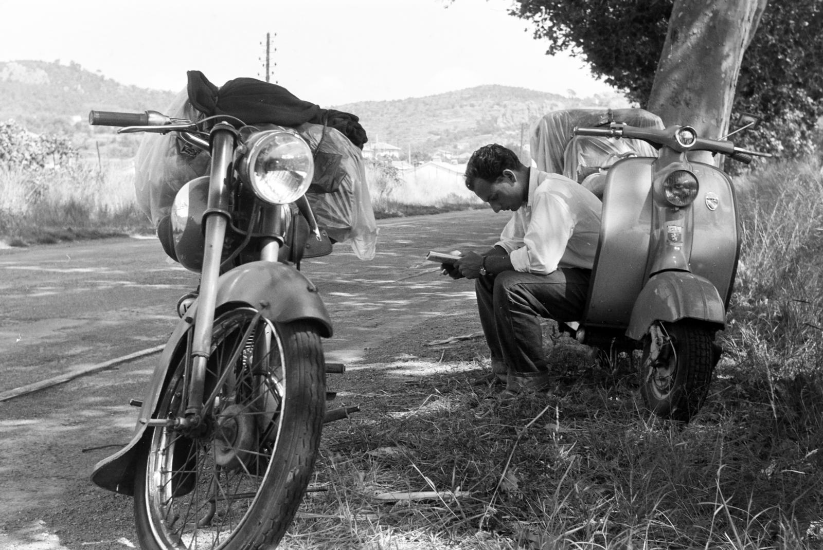 1958, Varga Péter, Best of, pihenés, moped, motorkerékpár, olvasás, Fortepan #294355