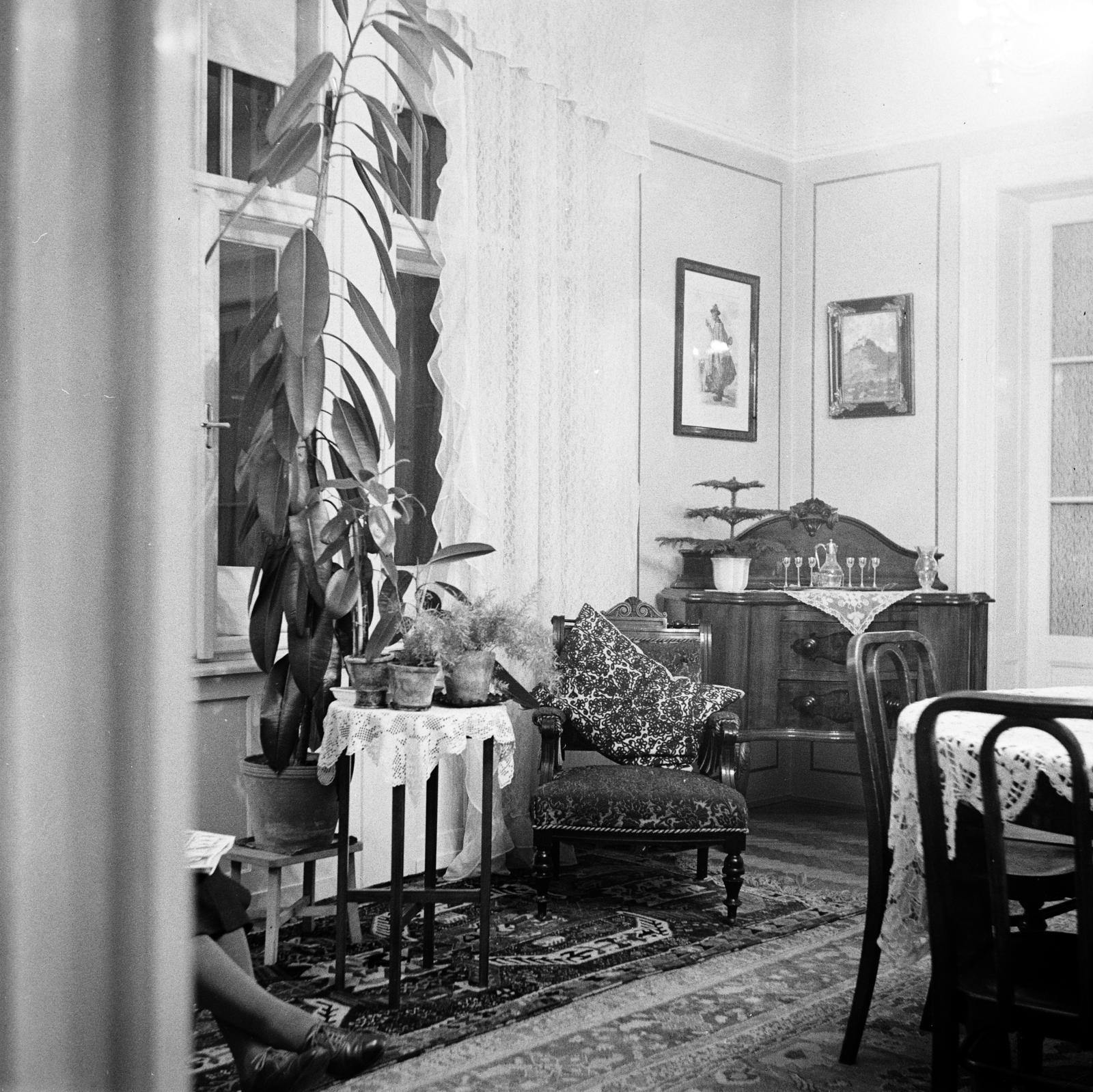 Magyarország, Budapest XII., az Orbánhegyi út 13. szám alatti villa egyik szobája., 1936, Urbánné dr. Lux Judit, Lux Gyula, Budapest, Fortepan #294659