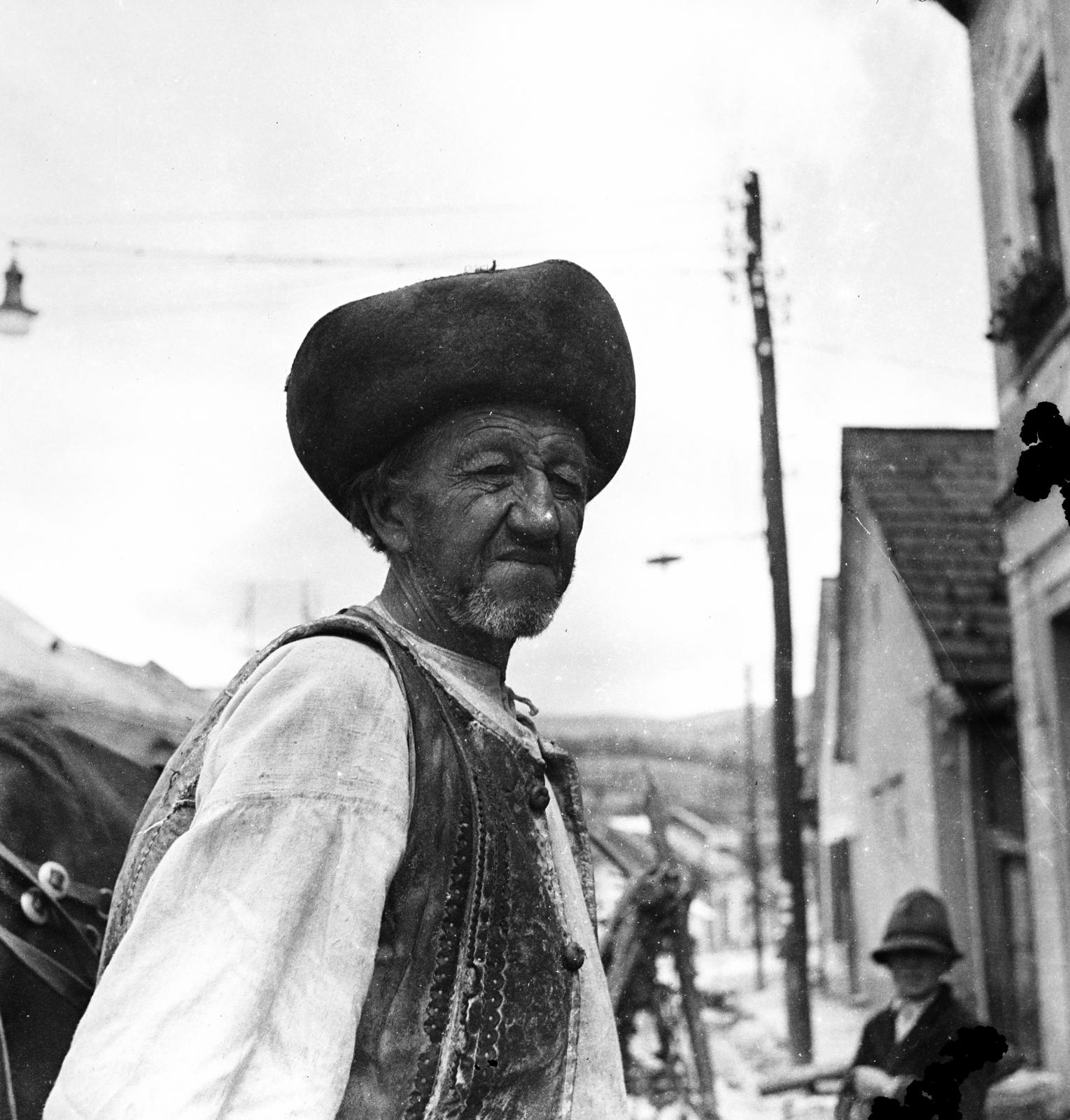 Slovakia, Dobšiná, ulica SNP (Slovenské národné povstanie)., 1929, Urbánné dr. Lux Judit, Fortepan #294676