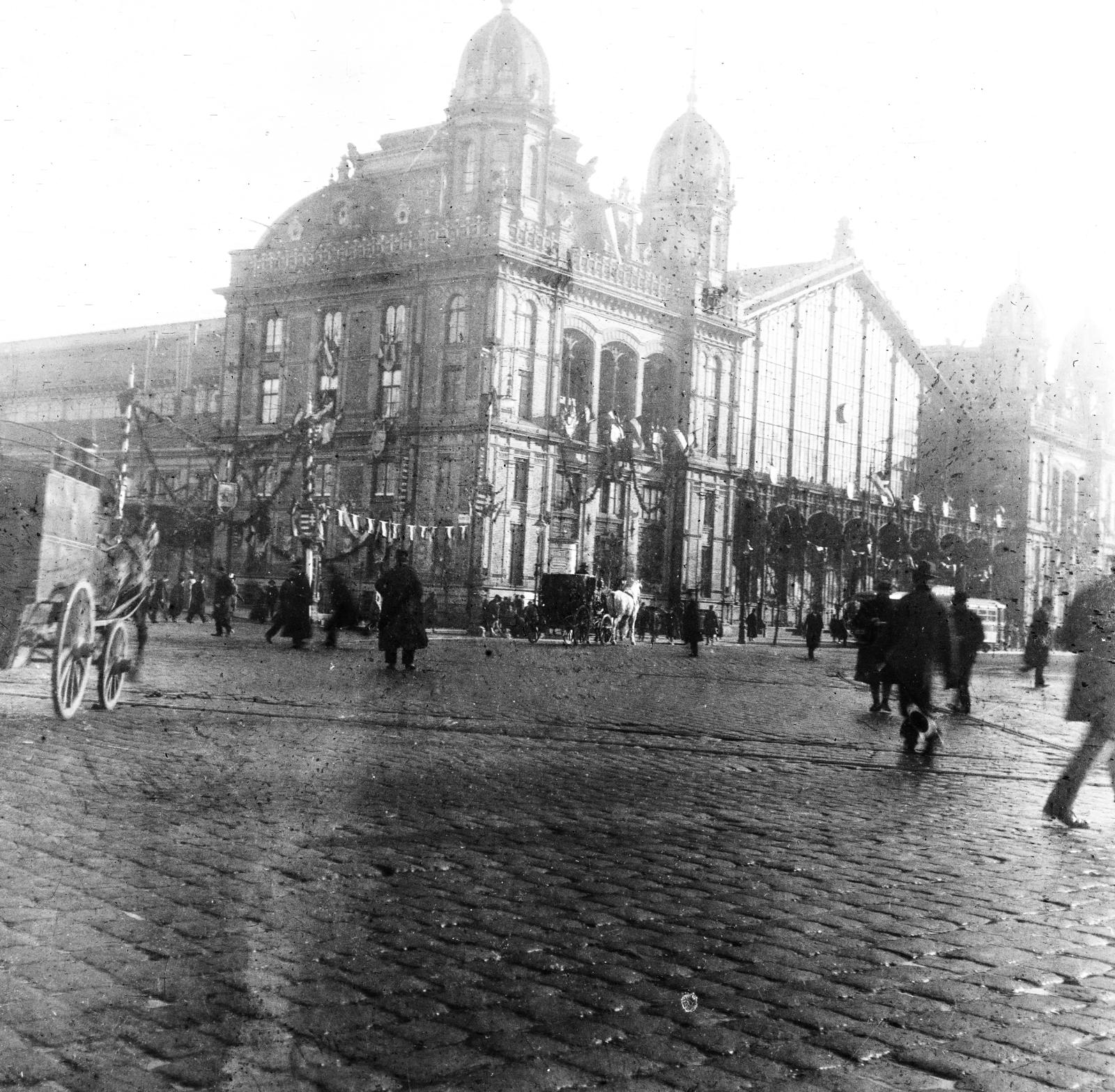 1917, Urbánné dr. Lux Judit, Lux Gyula, pályaudvar, képarány: négyzetes, címer, Fortepan #294736