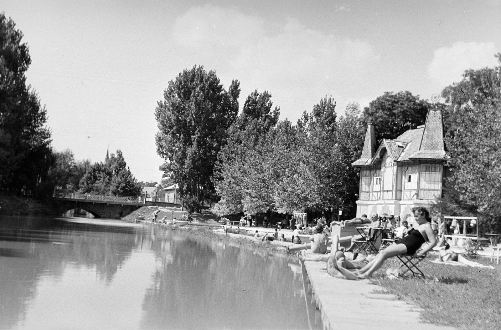 Hungary, Gyula, Kőrös-part, Fürdő., 1966, Szilágyi Lajosné, shore, rest area, Fortepan #294880