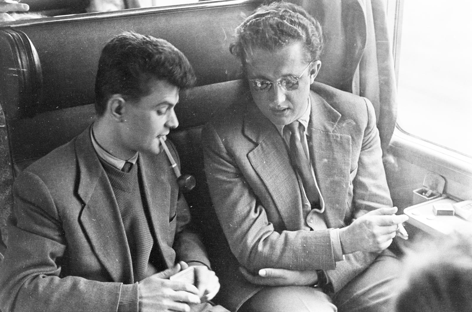 1959, Török Kálmán, vonatozás, dohányzás, pipa, gyufa, Fortepan #295007