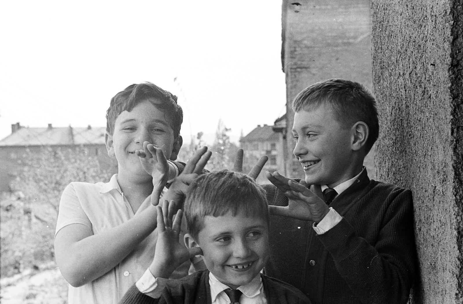 1969, Tóth Lajos, gesture, jesting, Fortepan #295225